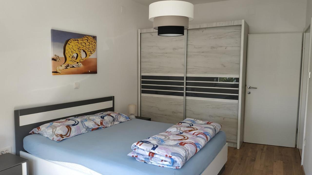 Apartman Katnic By The Beach Цриквениця Екстер'єр фото